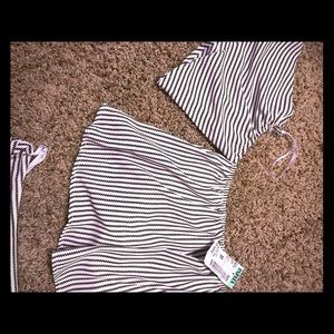 Crop top off shoulder